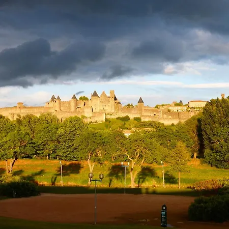 Carcassonne Guesthouse-2